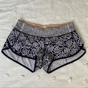 Lululemon Speed Up Shorts 2.5”